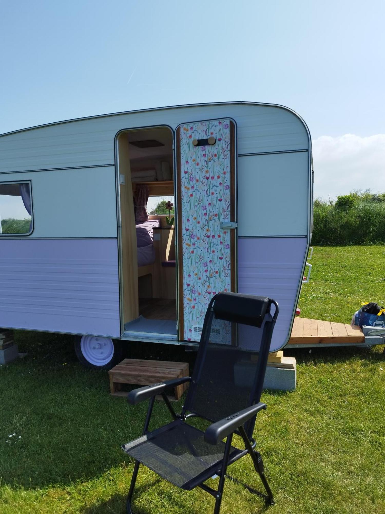 Camping Les Ronds Duval Face Aux Iles Anglo-Normandes Les Moitiers-d'Allonne 외부 사진